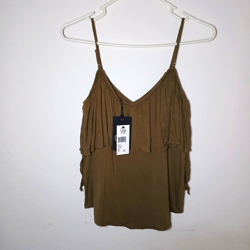 NWT Chaser Cami Size XS Chocolate